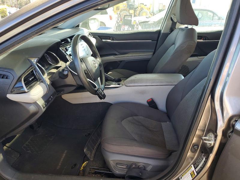 2019 Toyota Camry Hybrid le