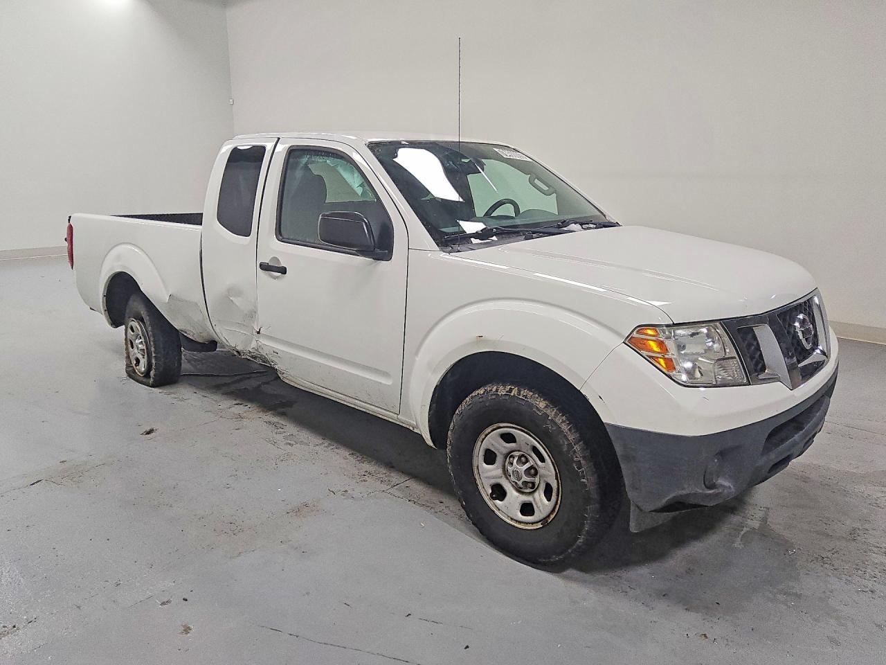 2015 Nissan Frontier S