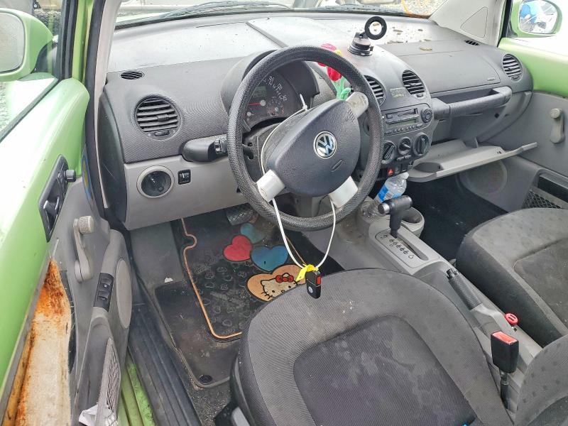 2002 Volkswagen New Beetle gl