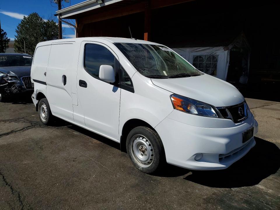 2020 Nissan NV200 SV