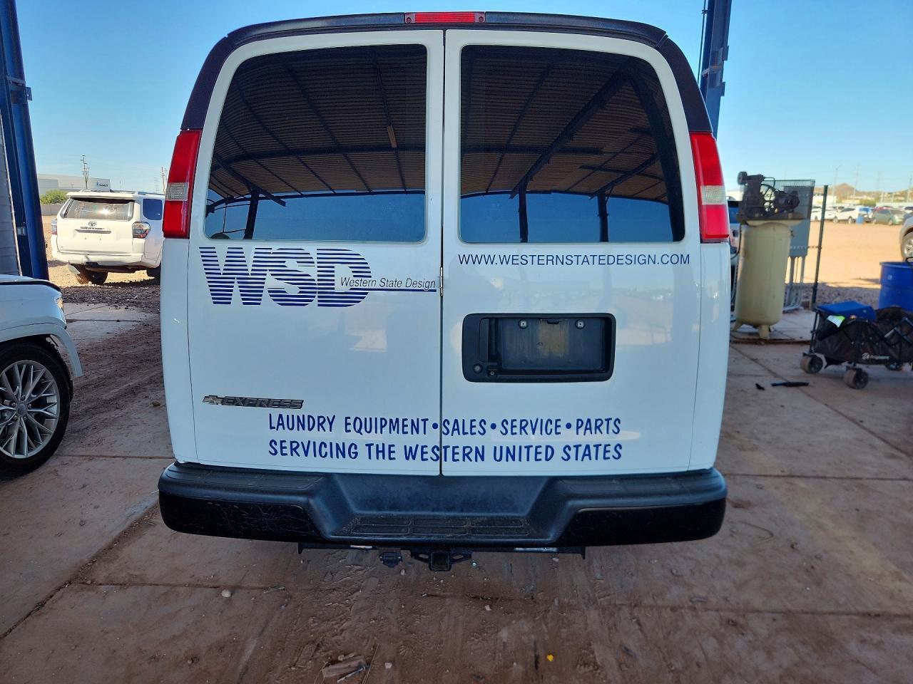 2018 Chev Express G3500