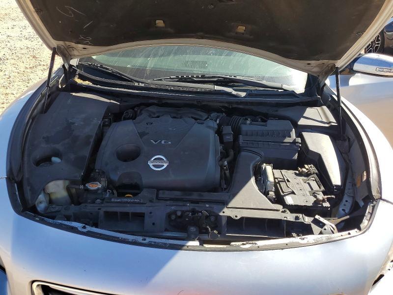 2010 Nissan Maxima 3.5 s