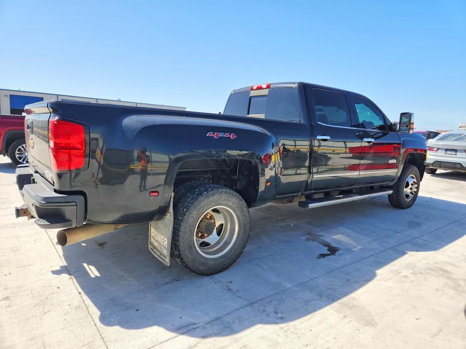 2017 Chevrolet Silverado K3500 High Country