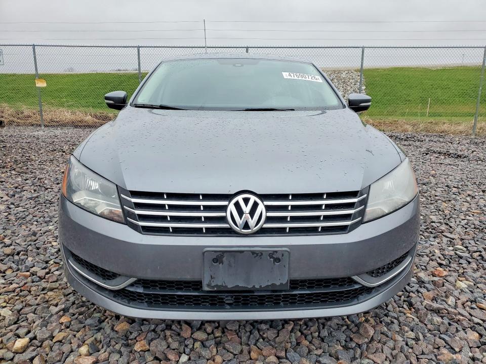 2013 Volkswagen Passat se