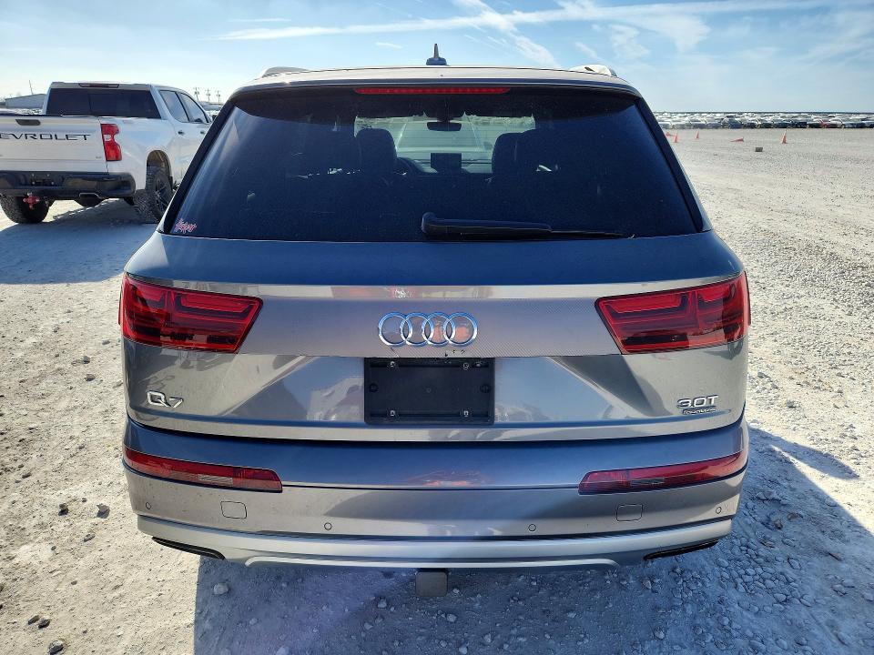2018 Audi Q7 Prestige