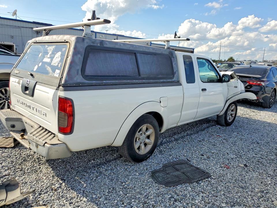 2004 Nissan Frontier Standard
