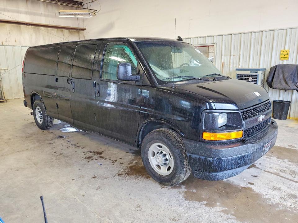 2017 Chevrolet Express G3500 LS