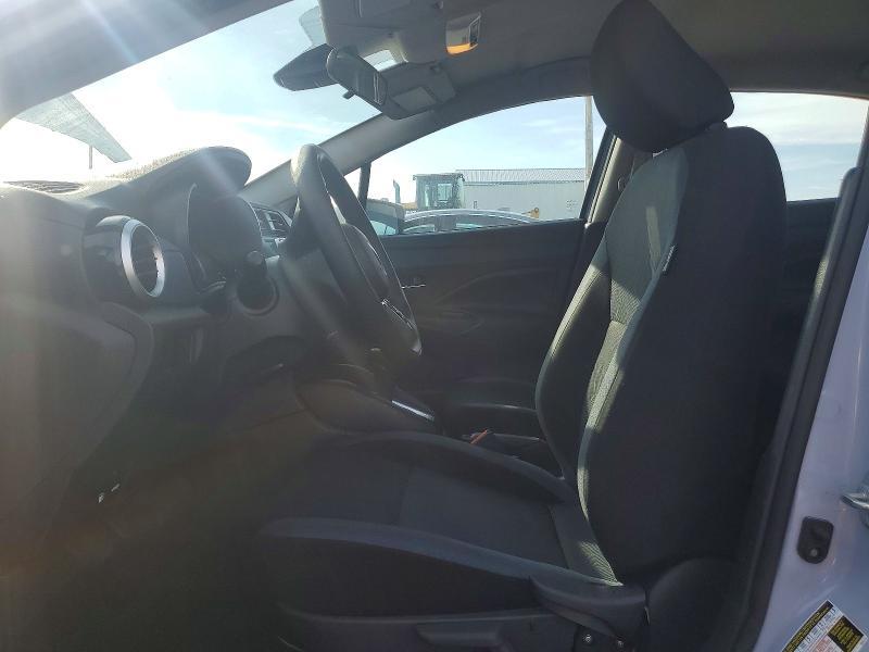 2024 Nissan Versa sv