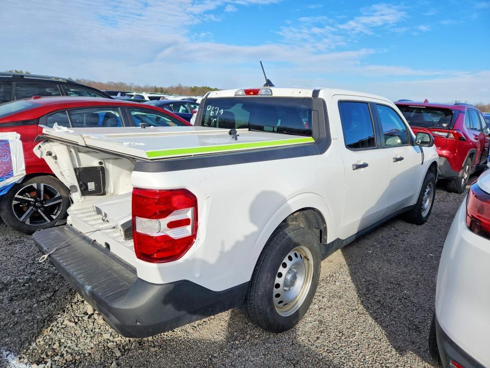 2022 Ford Maverick XL