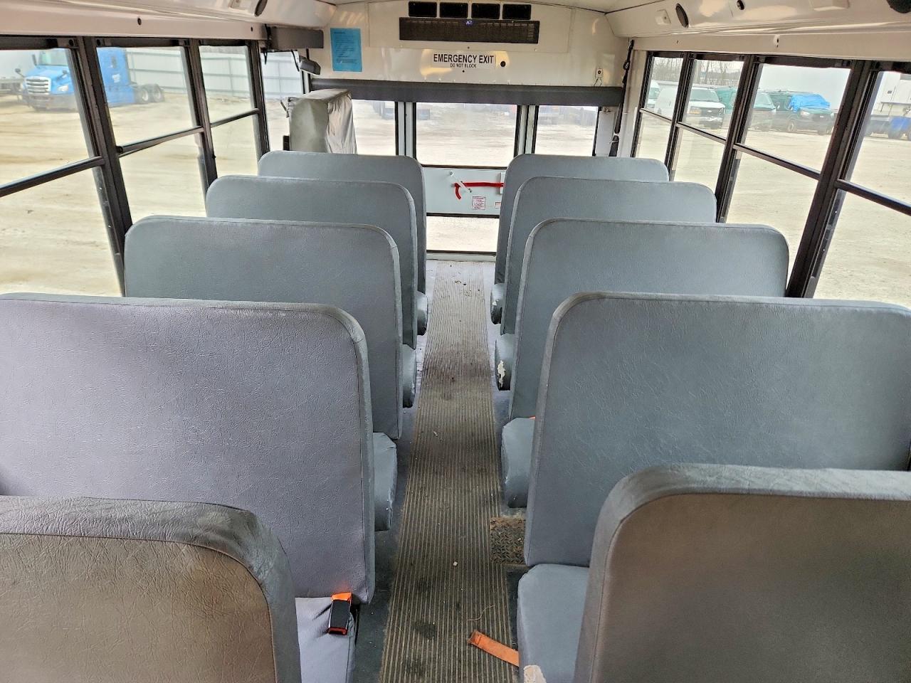 2012 Chev 2012 Collins Bantam G4500-School Bus