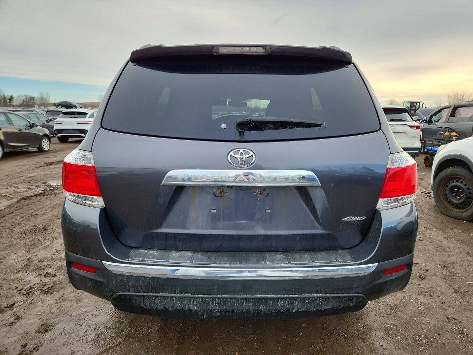 2013 Toyota Highlander Base