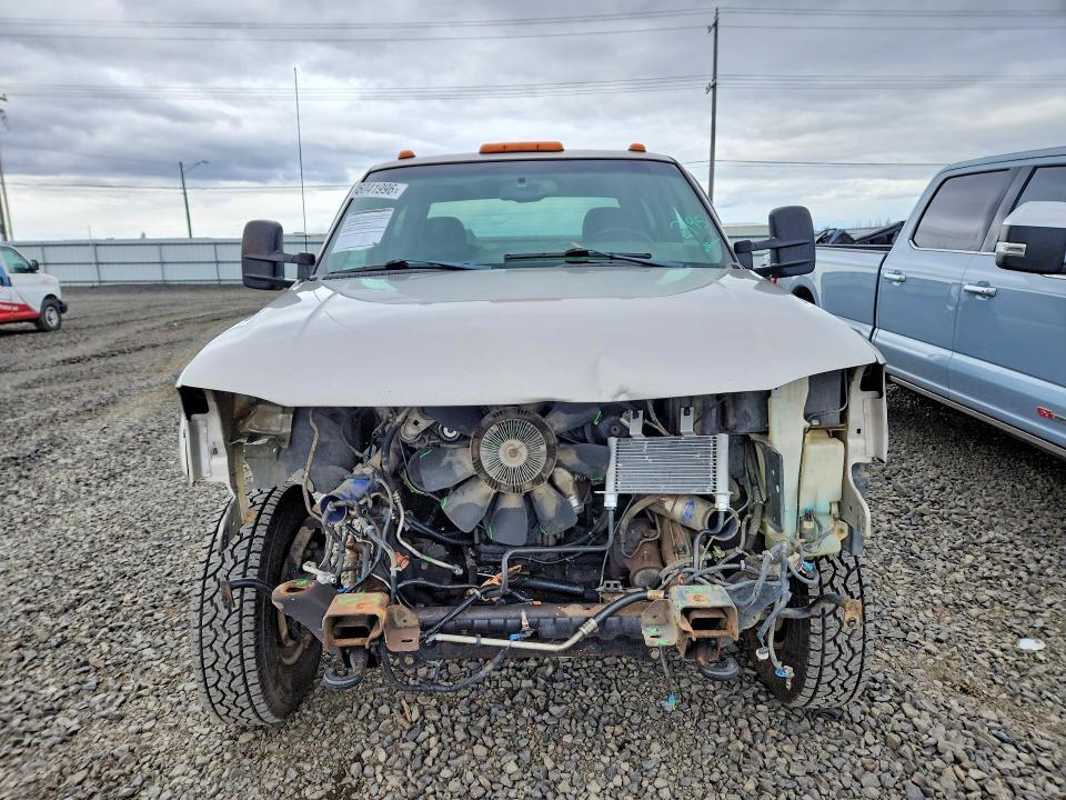 2004 GMC New Sierra K3500