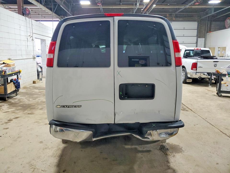 2019 Chevrolet Express G3500 LT