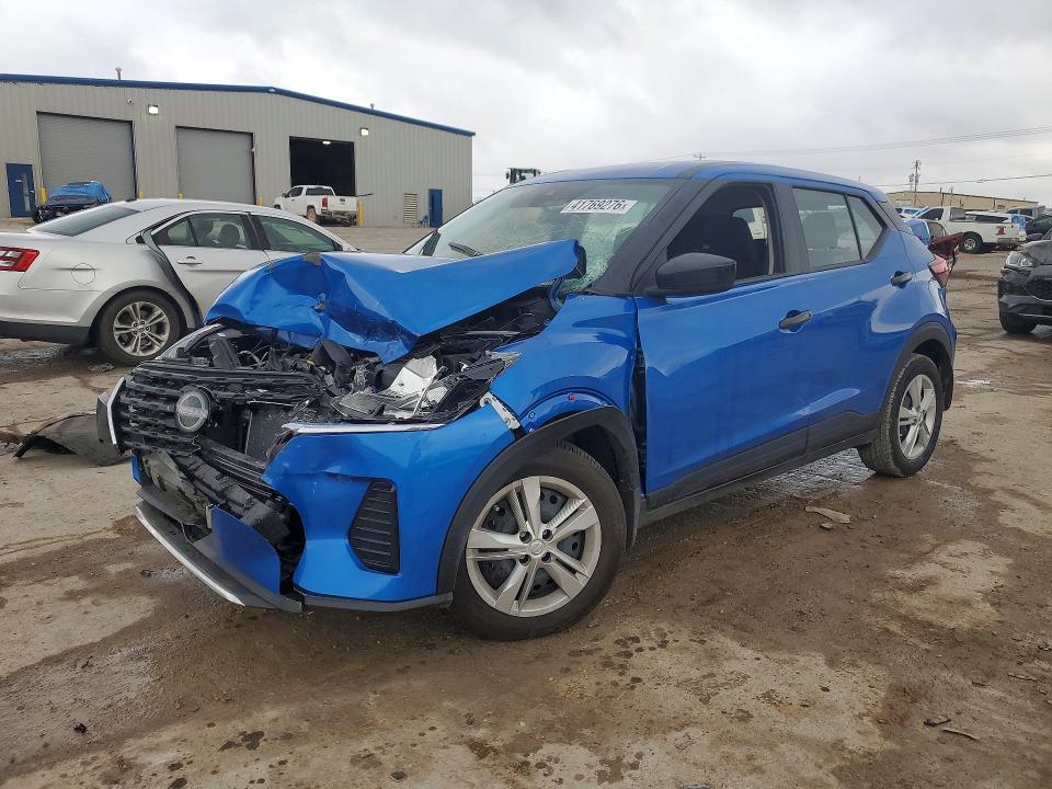 2025 Nissan Kicks Play s