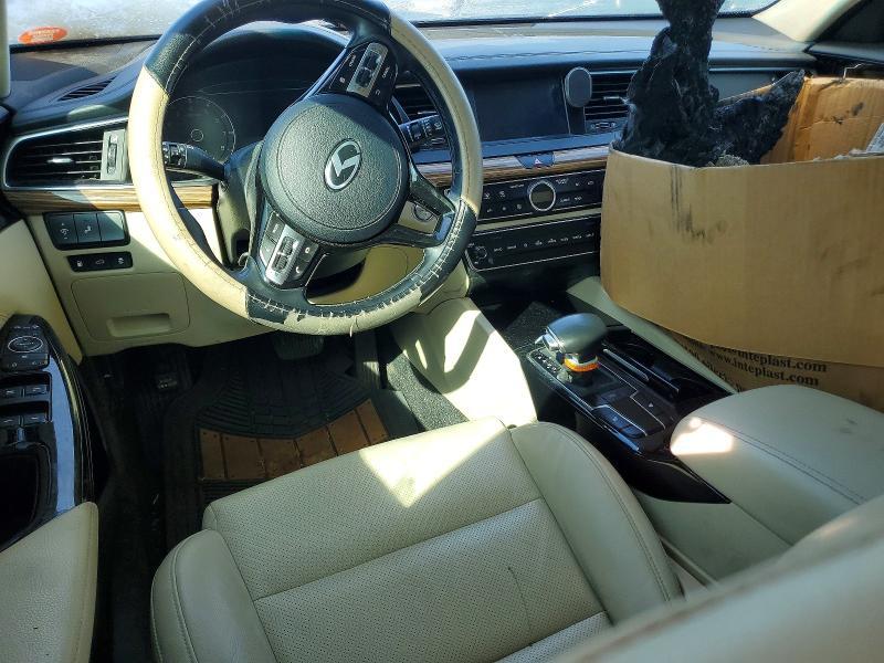 2019 KIA Cadenza Premium