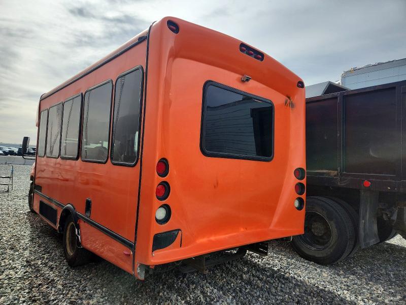 2017 Ford Econoline E350 Super Duty Cutaway Van
