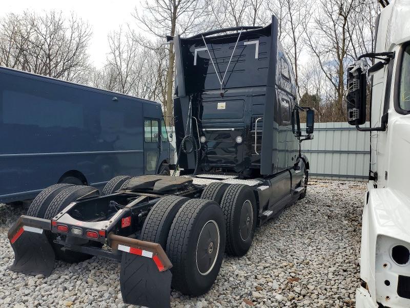 2023 Volvo VN VNL