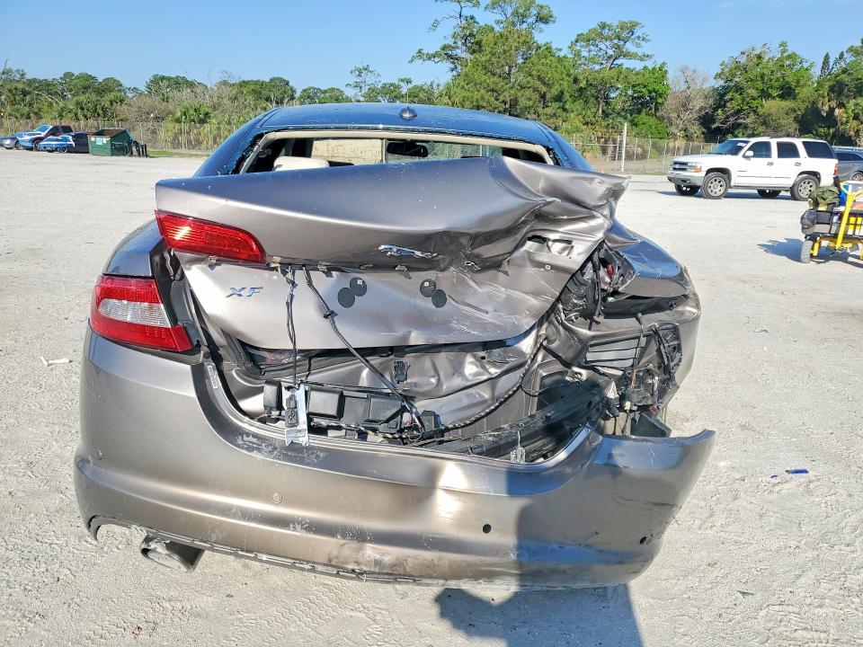 2011 Jaguar Xf Premium