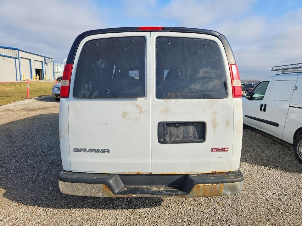 2013 GMC Savana G3500 lt