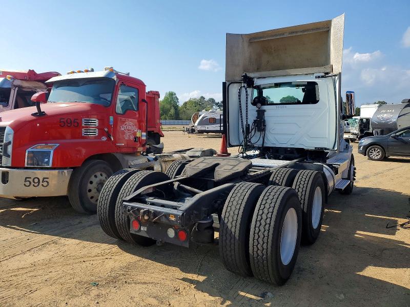 2020 International RH613-Semi Truck