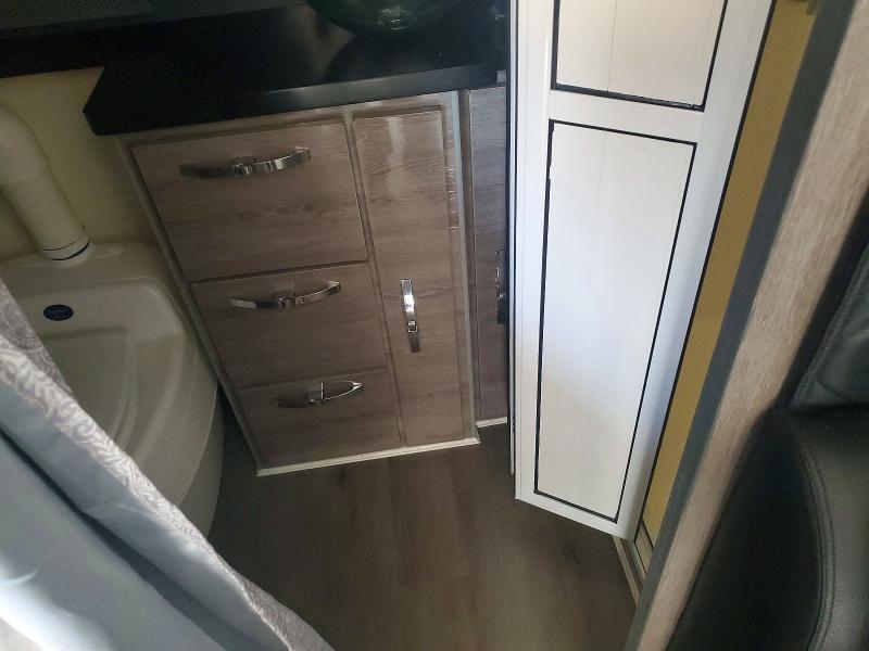 2017 Blackeries 2017 Blackseries Camper