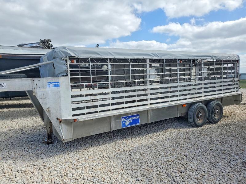 2004 Gooseneck Livestock Trailer