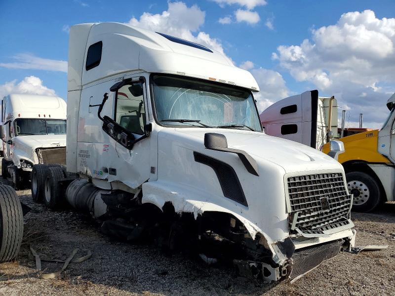 2014 Volvo Vnl Semi Truck