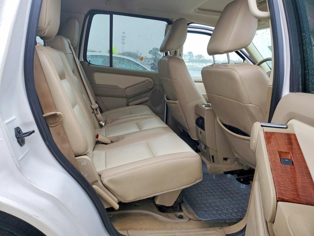 2010 Ford Explorer Eddie Bauer