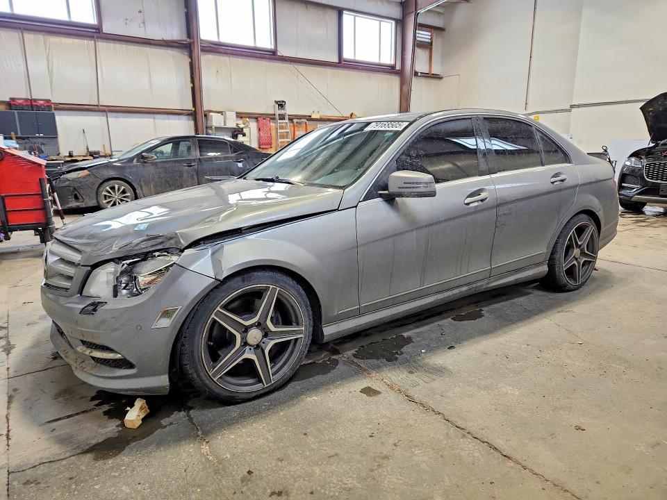 2011 Mercedes-Benz C300w 4matic 4DR