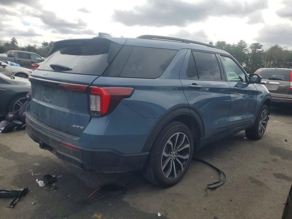 2026 Ford Explorer St-line