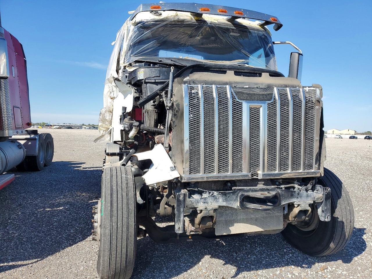 2025 Western Star Auto Car 47X Chassi