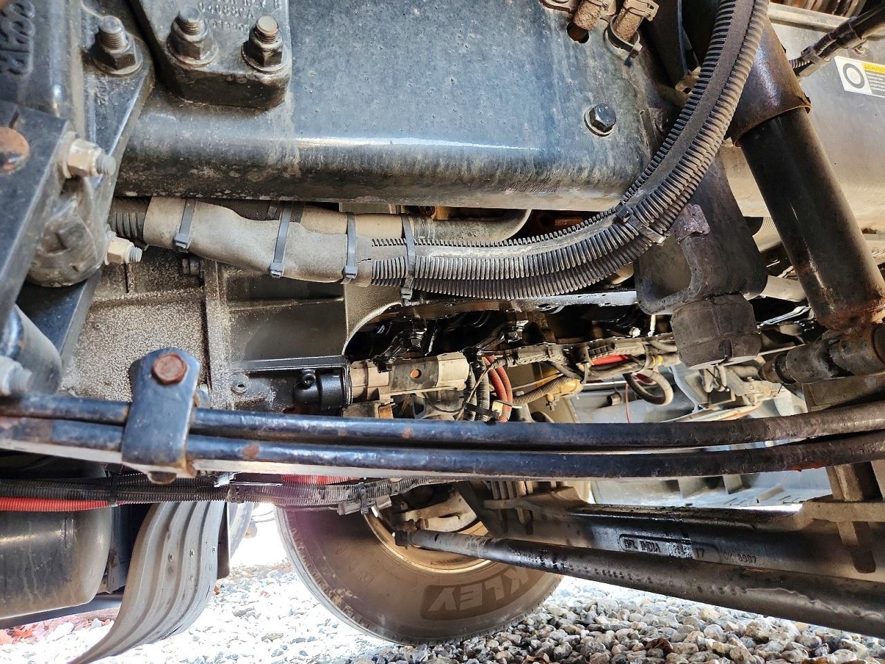 2019 Kenworth T680 Semi Truck