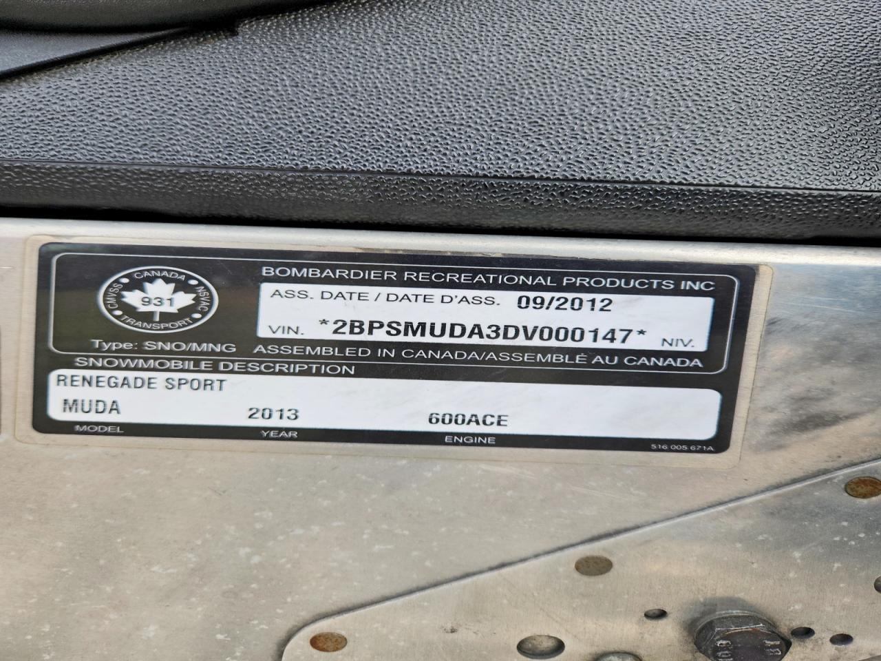 2013 Skidoo Renegade 550F Sport