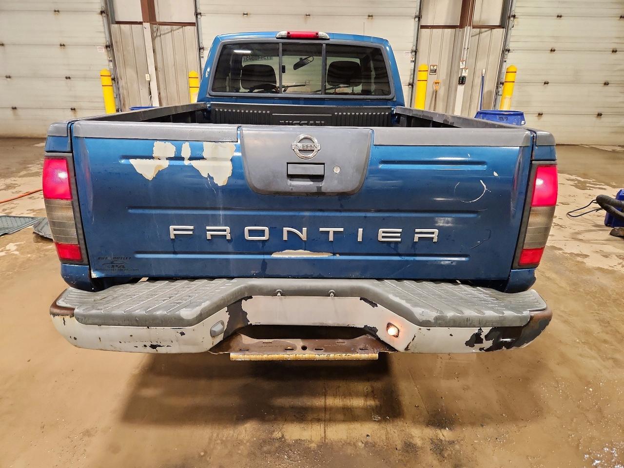 2004 Nissan Frontier Standard