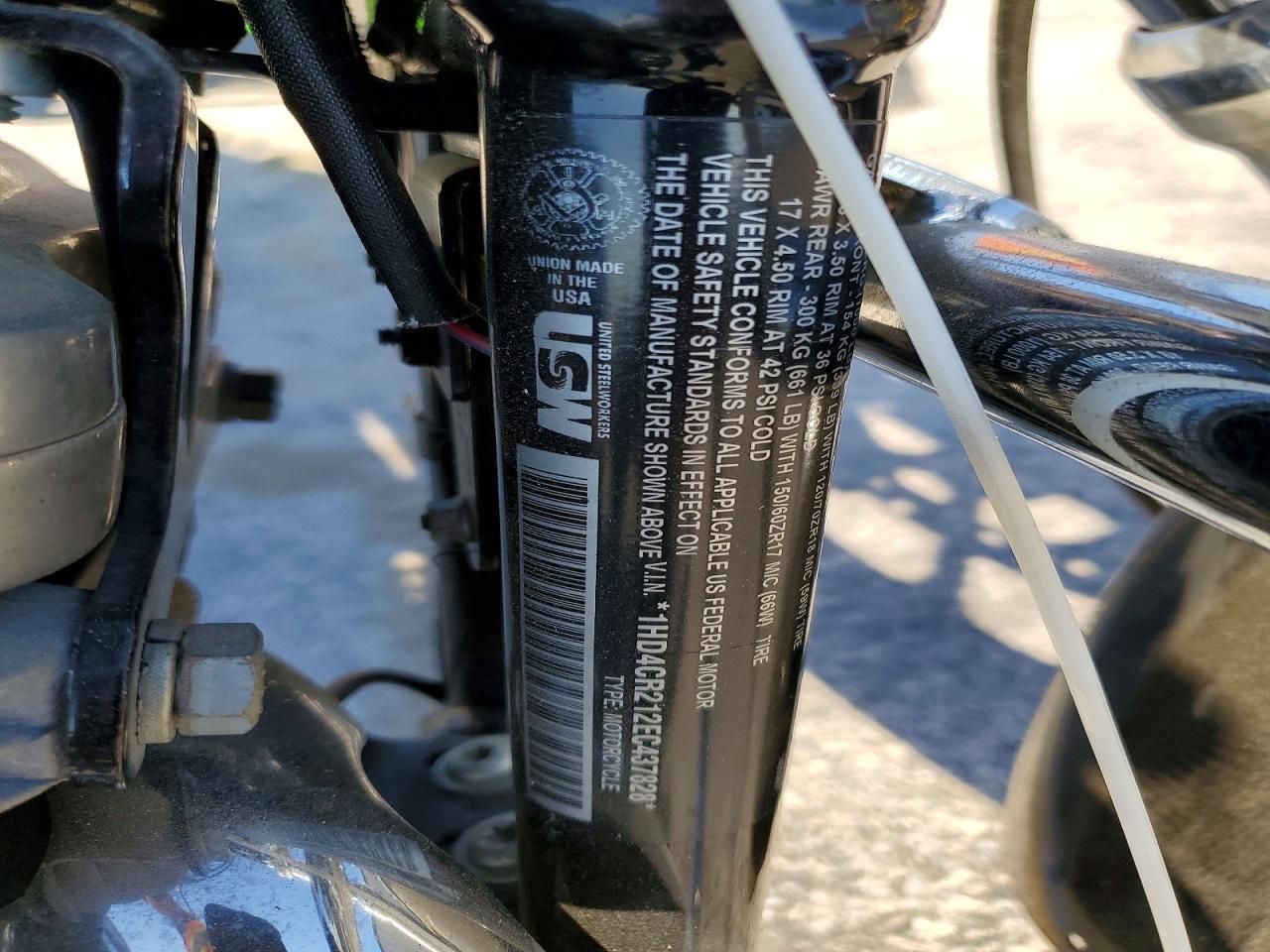 2014 Harley-Davidson Sportster Superlow