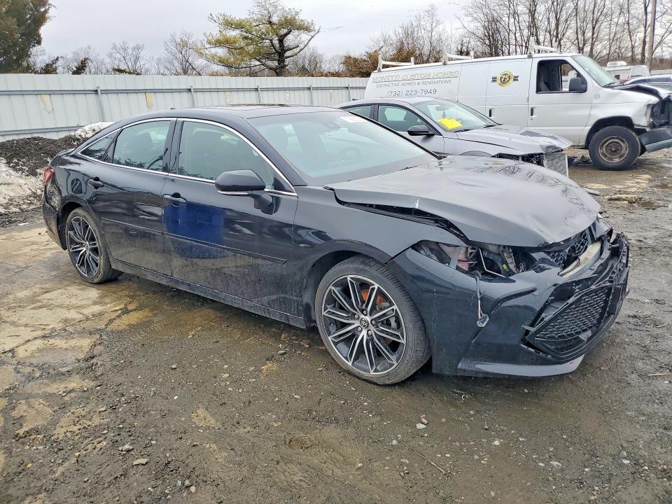 2022 Toyota Avalon Touring