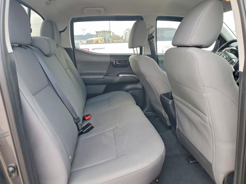 2017 Toyota Tacoma SR5 V6