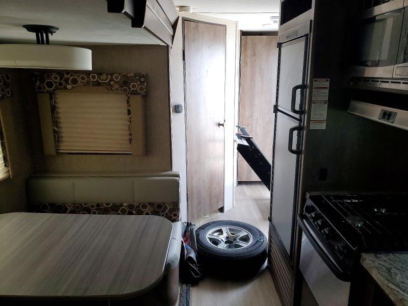 2019 Dutchmen 2019 Keystone Coleman Camper