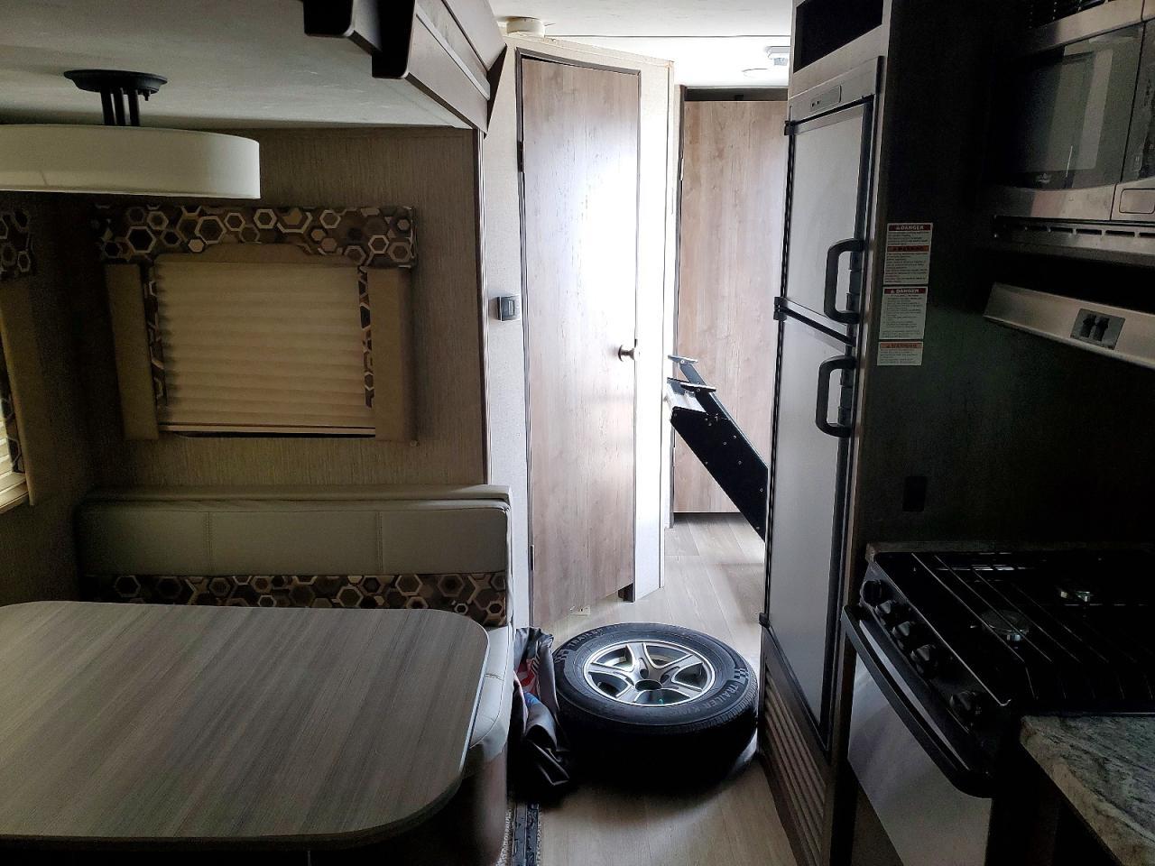 2019 Dutchmen 2019 Keystone Coleman Camper