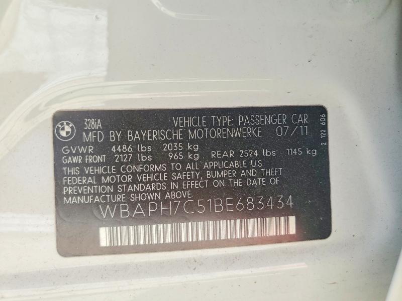 2011 BMW 328 i