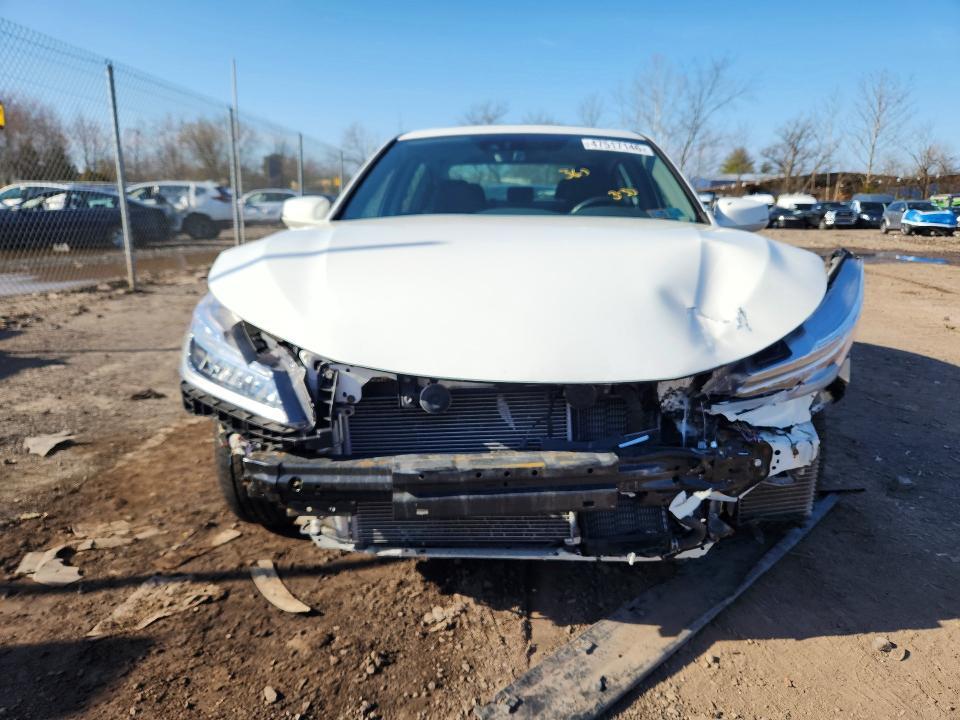 2017 Honda Accord Touring Hybrid