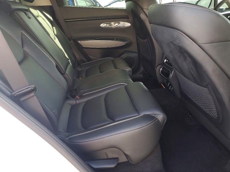 2022 Genesis Gv70 2.5t Standard