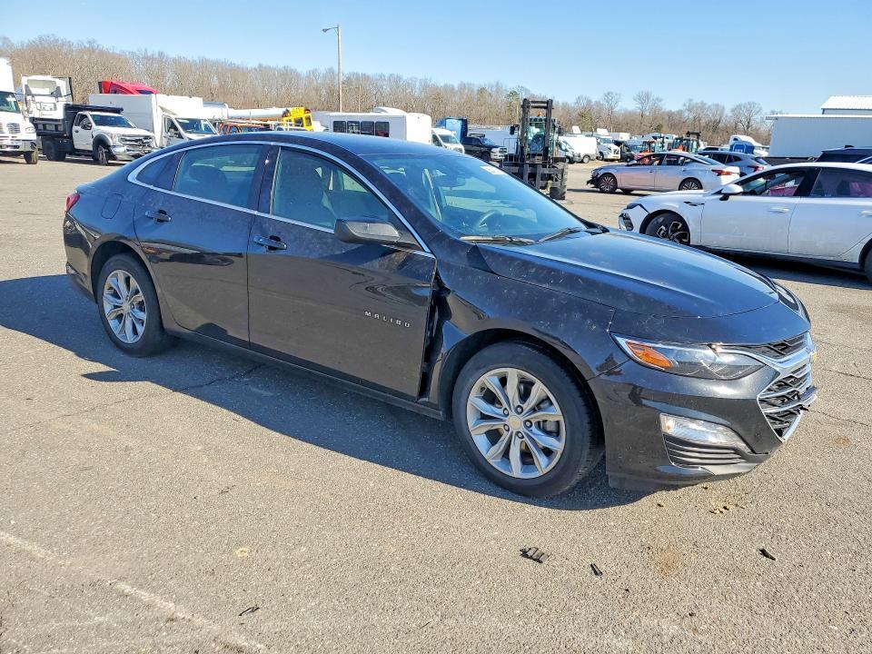 2025 Chevrolet Malibu lt