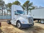 2014 Kenworth T680 Semi Truck