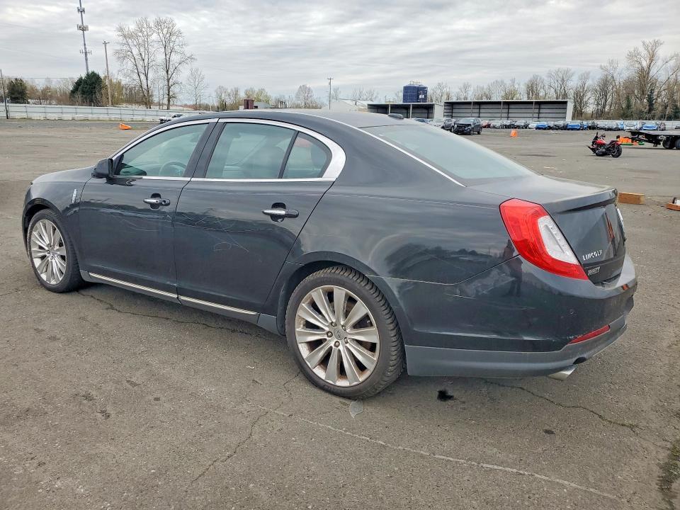 2013 Lincoln Townhouse MKS