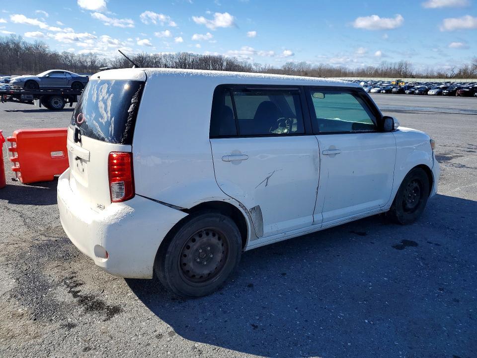 2011 Scion XB