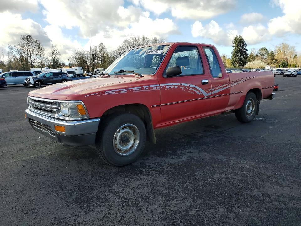 1989 Toyota Pickup Deluxe