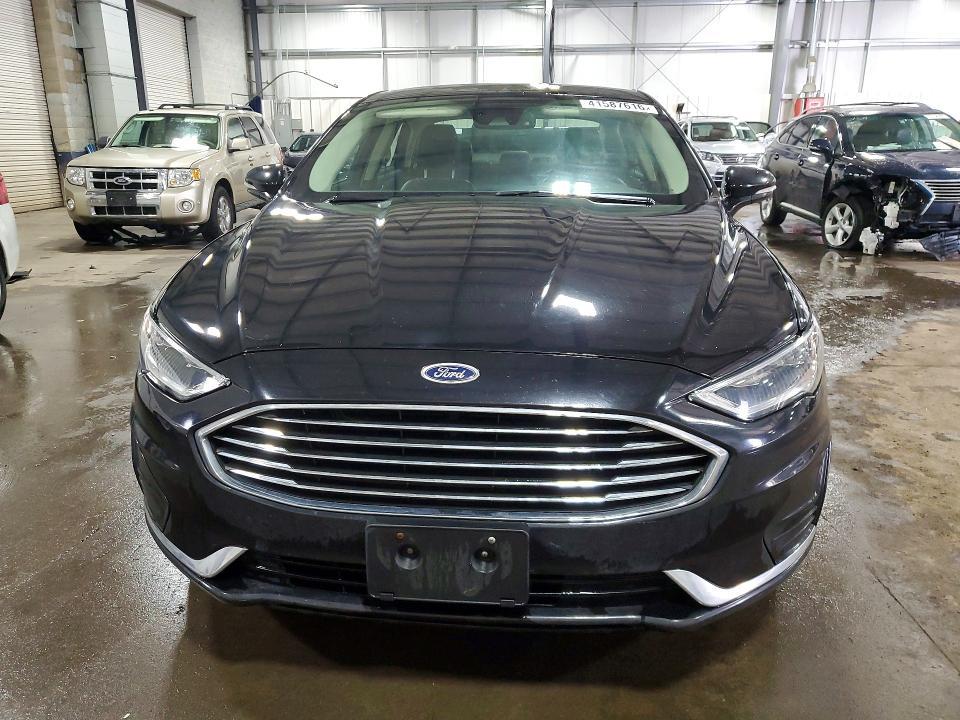 2019 Ford Fusion sel