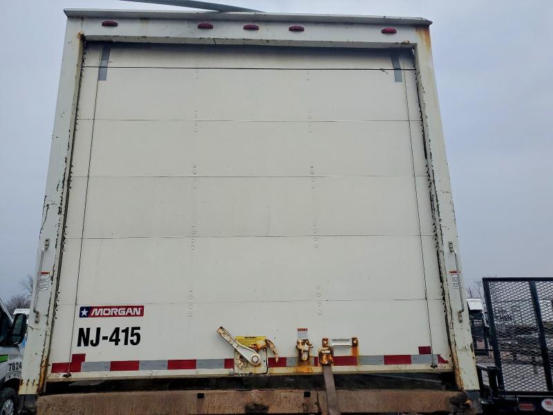 2015 Hino 195 BOX Truck