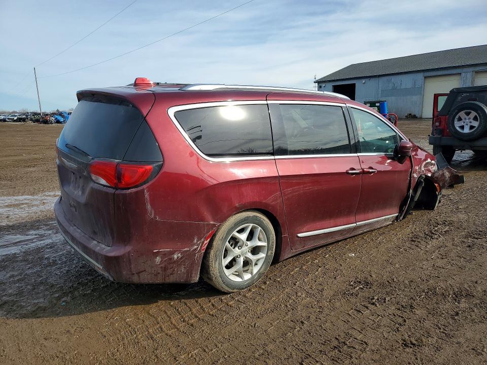2017 Chrysler Pacifica Touring l Plus